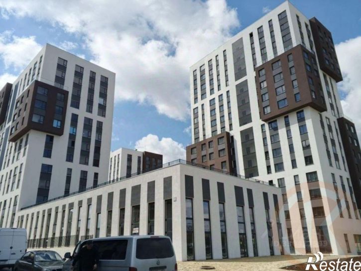 2-комн квартира пр-кт Александра Суворова, 101,  д. 101