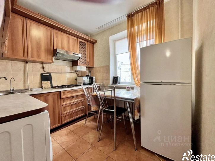 2-комн квартира Севастопольская улица, 32,  д. 32
