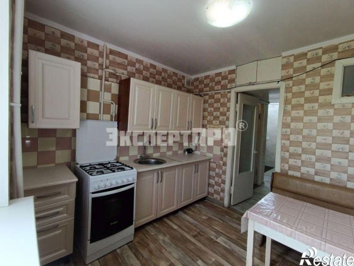 2-комн квартира улица Генерала Родионова, 5,  д. 5