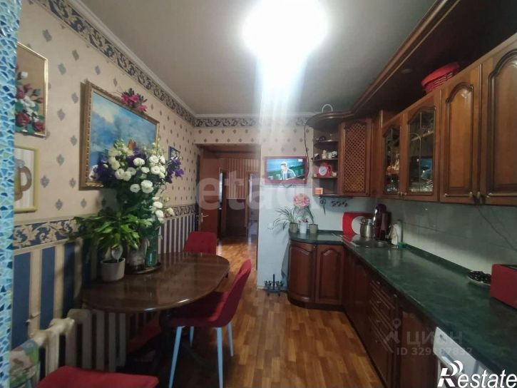 3-комн квартира ул Ковыльная, 28,  д. 28