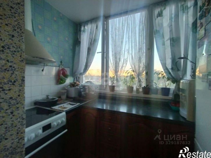 3-комн квартира ул Ковыльная, 28,  д. 28