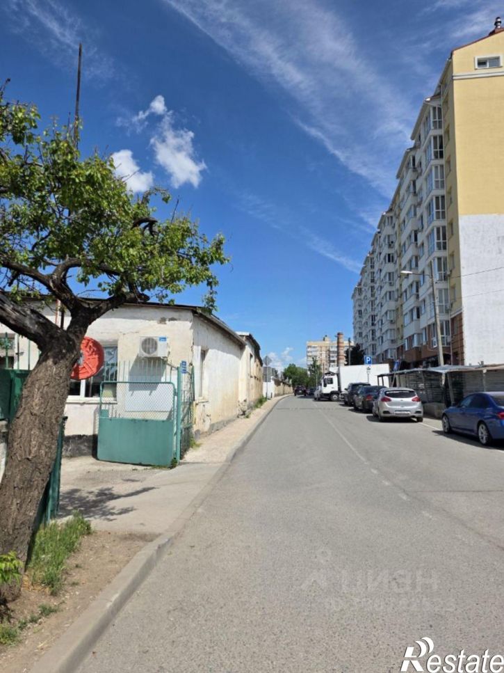 Гараж/парковка Железнодорожная улица, 1В,  д. 1В