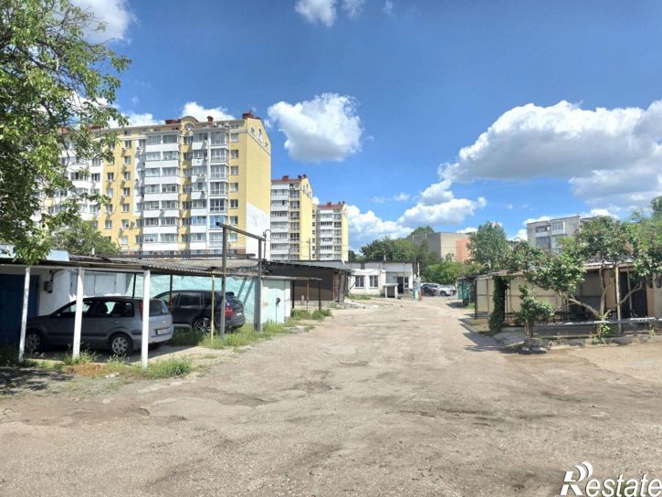 Гараж/парковка Железнодорожная улица, 1В,  д. 1В