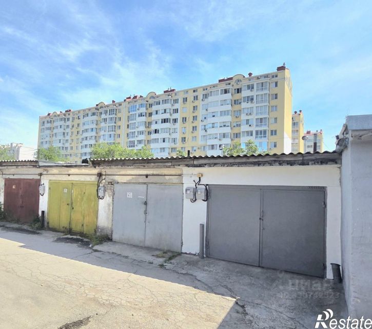 Гараж/парковка Железнодорожная улица, 1В,  д. 1В