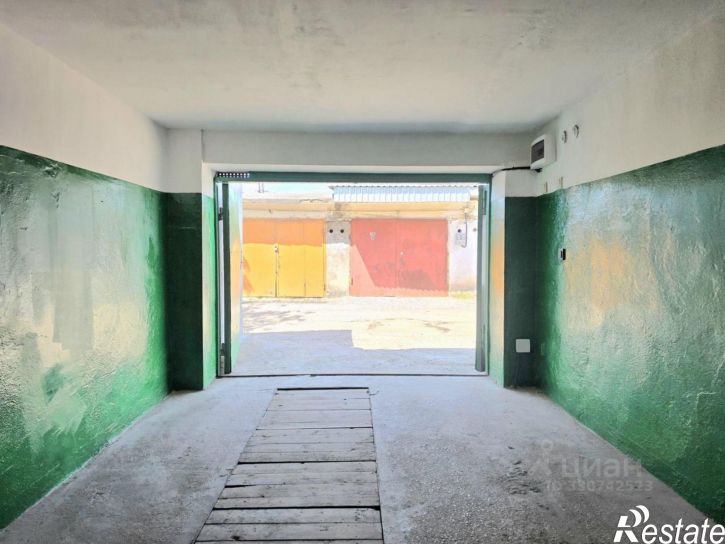 Гараж/парковка Железнодорожная улица, 1В,  д. 1В