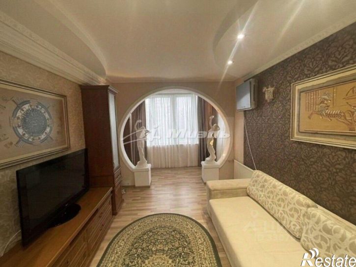 4-комн квартира ул Гурзуфская, 8,  д. 8