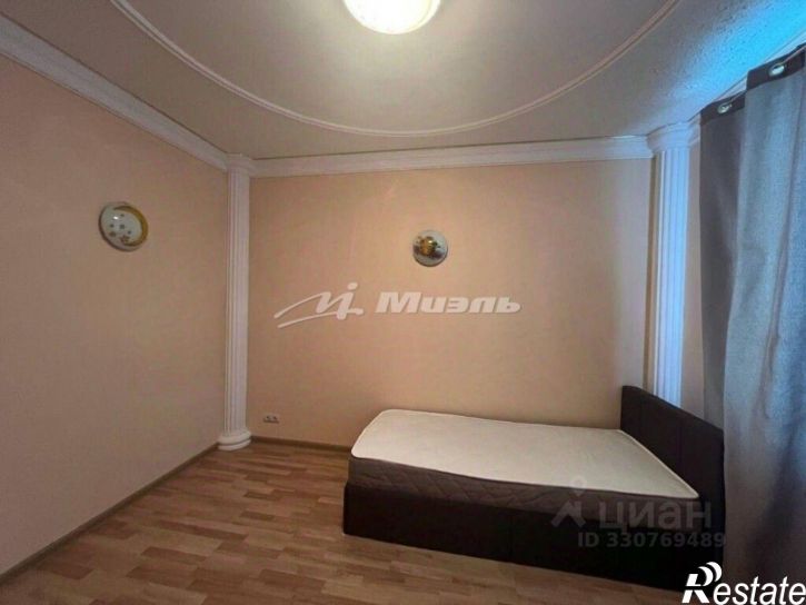 4-комн квартира ул Гурзуфская, 8,  д. 8