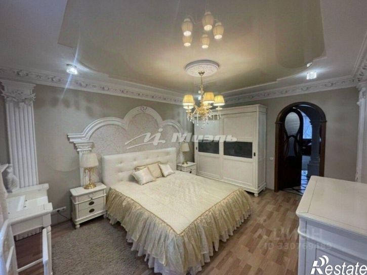 4-комн квартира ул Гурзуфская, 8,  д. 8