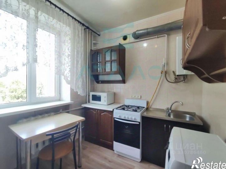 2-комн квартира улица Крылова, 1,  д. 1