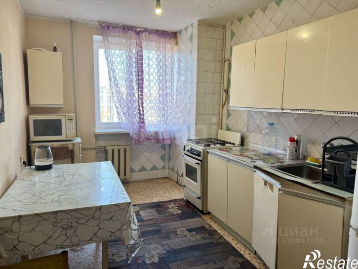 3-комн квартира улица Ларионова, 36Б,  д. 36Б