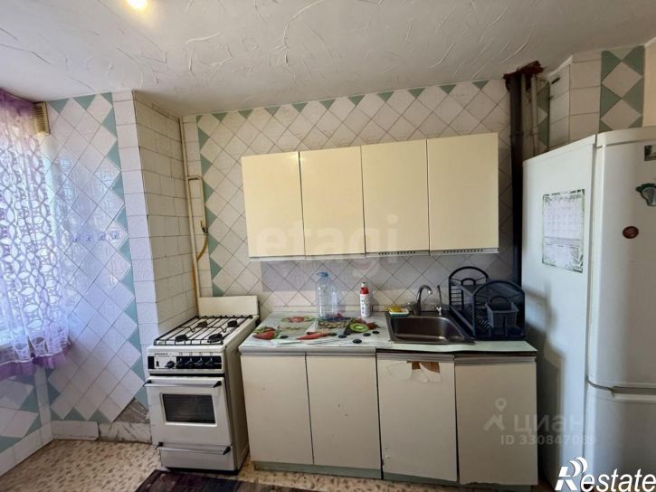 3-комн квартира улица Ларионова, 36Б,  д. 36Б