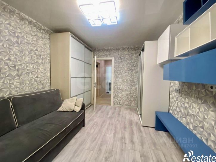 4-комн квартира улица Героев Сталинграда, 1,  д. 1
