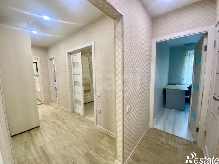 4-комн квартира улица Героев Сталинграда, 1,  д. 1