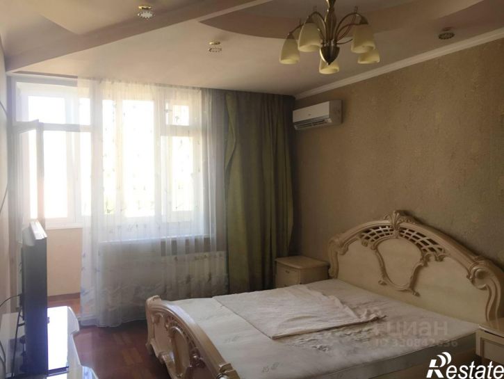 3-комн квартира проспект Победы, 334,  д. 334