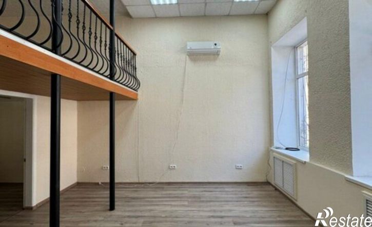 4-комн квартира улица Жуковского, 26,  д. 26