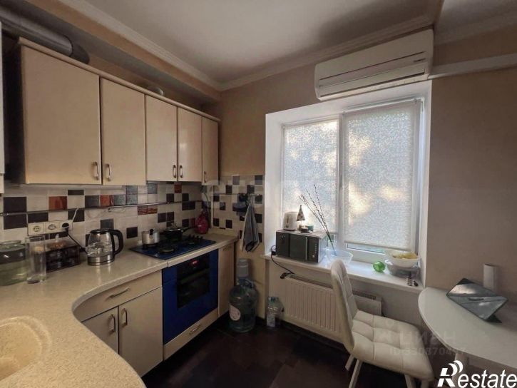 3-комн квартира ул Кечкеметская, 103А,  д. 103А