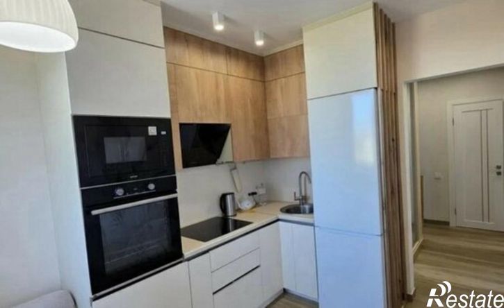 2-комн квартира проспект Александра Суворова, 99