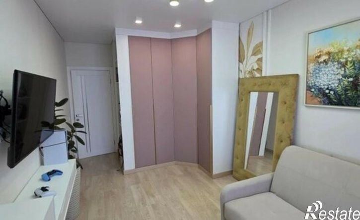 2-комн квартира проспект Александра Суворова, 99
