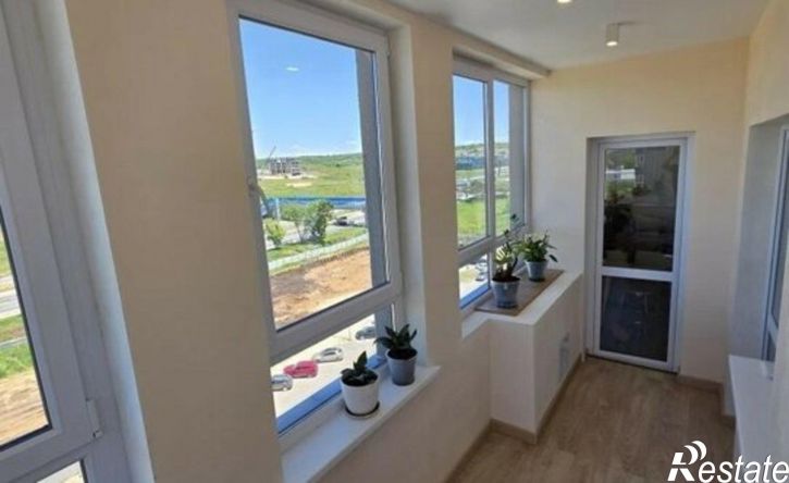 2-комн квартира проспект Александра Суворова, 99