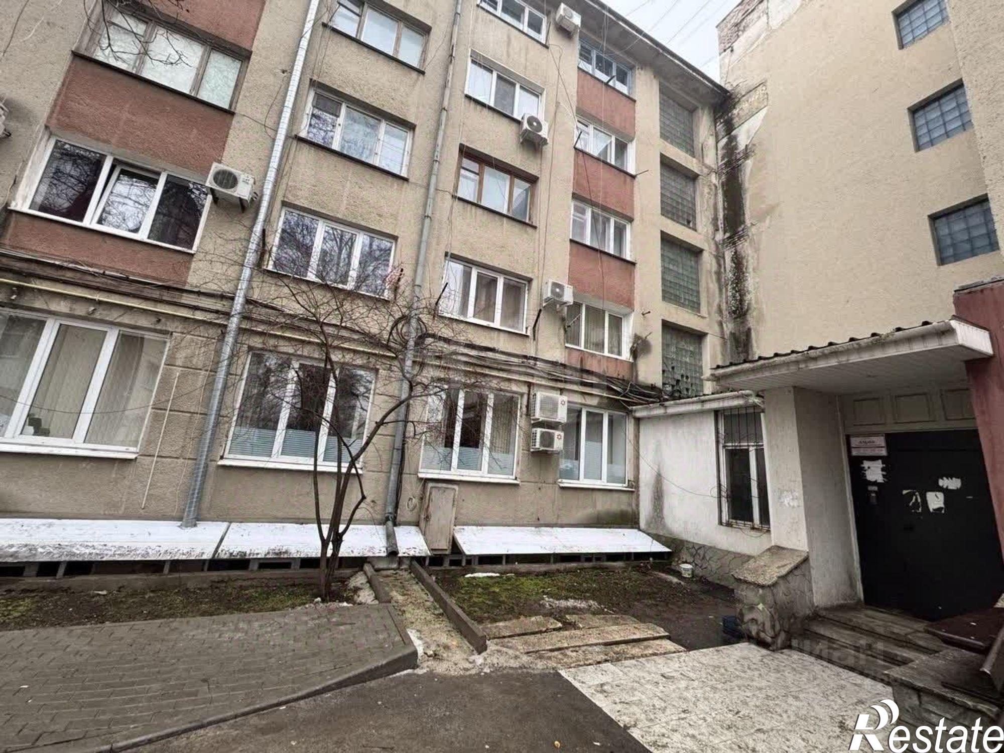 Купить комнату за 3 500 000 рублей на ул Киевская, 120Б 2
