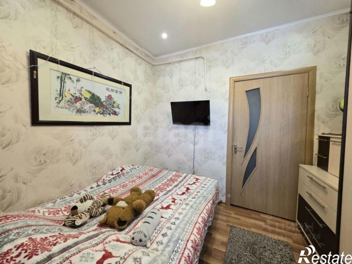 4-комн квартира улица Ефремова, 14,  д. 14