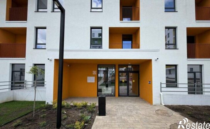 1-комн квартира улица Виталия Чуркина, 1к5