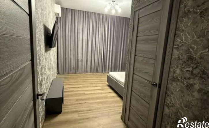 2-комн квартира ул Маршала Советского Союза Буденного С.М., 33,  д. 33