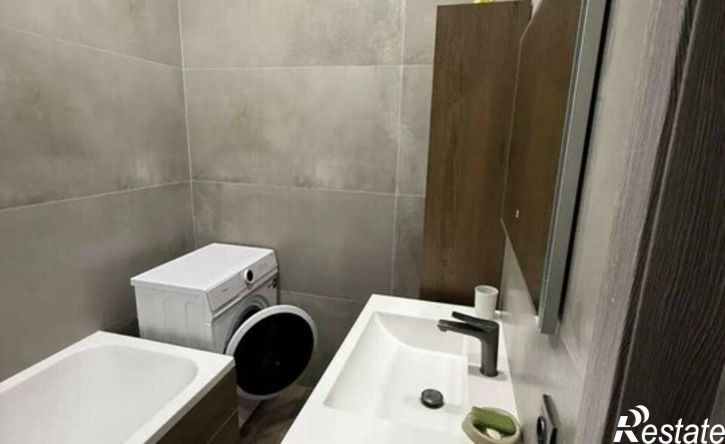 2-комн квартира ул Маршала Советского Союза Буденного С.М., 33,  д. 33