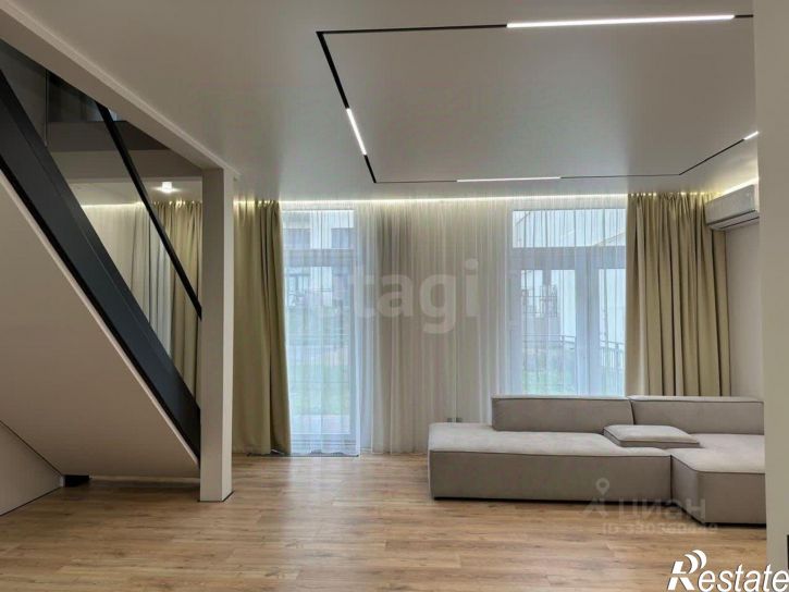 3-комн квартира Проспект Александра Суворова, 101,  д. 101