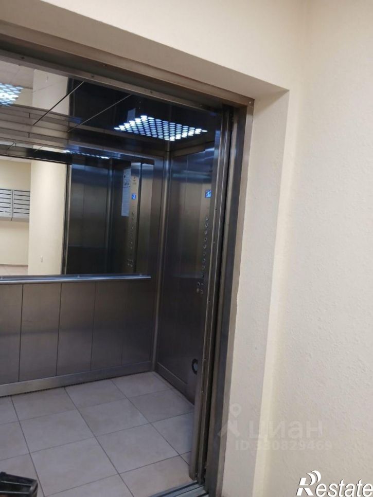 2-комн квартира Индустриальная улица, 28к1,  д. 28к1