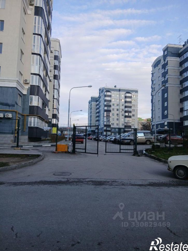 2-комн квартира Индустриальная улица, 28к1,  д. 28к1