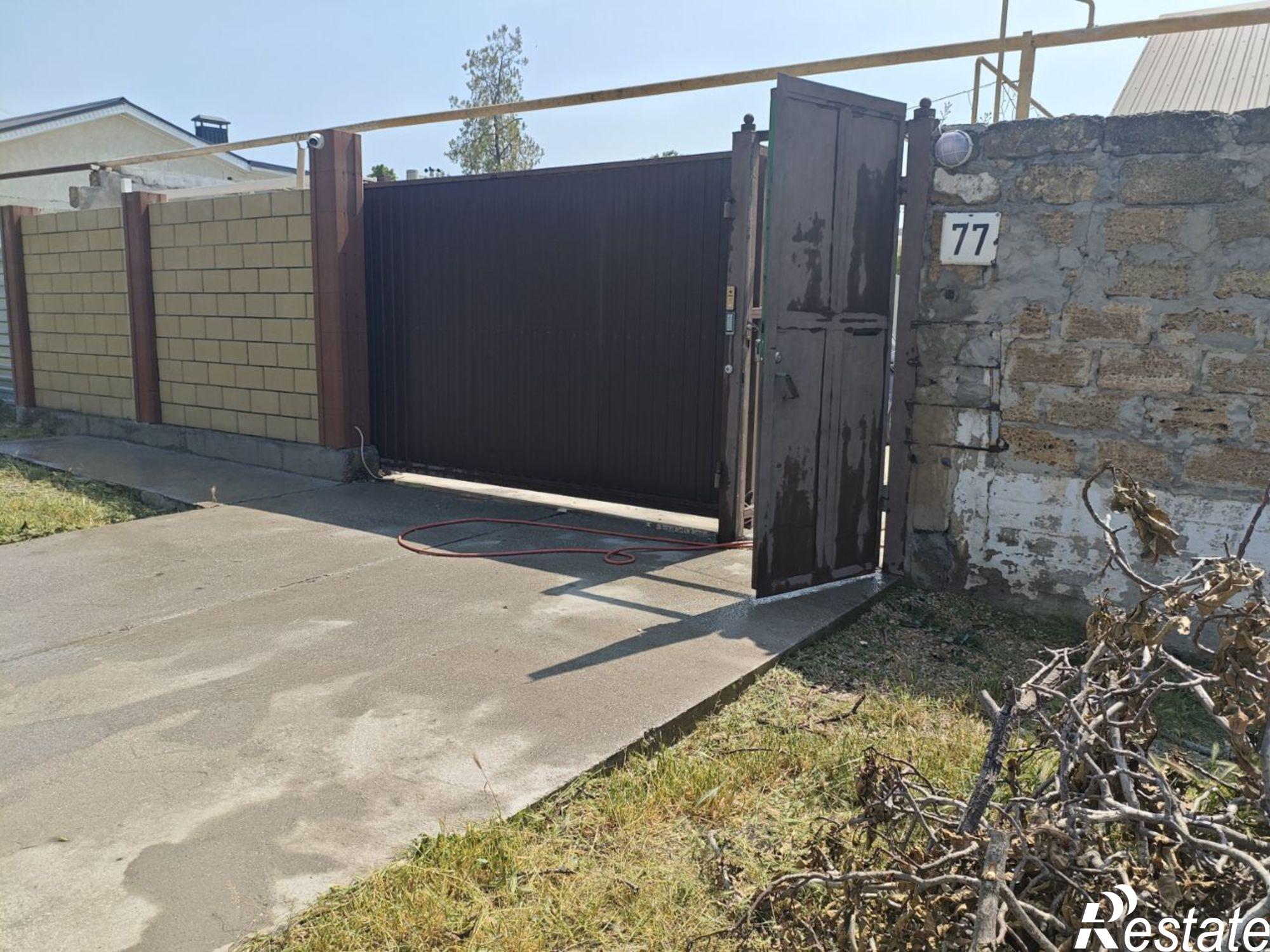 Купить дачу, дом, коттедж за 18 000 000 рублей на Тополёвая улица