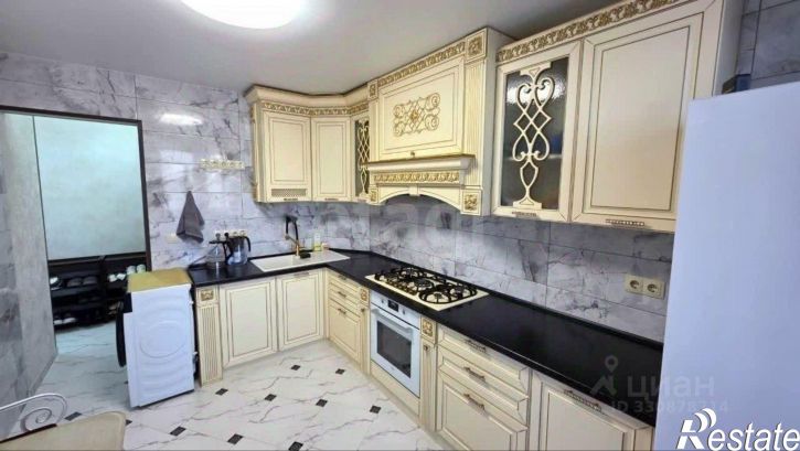 3-комн квартира улица Тренёва, 9А,  д. 9А