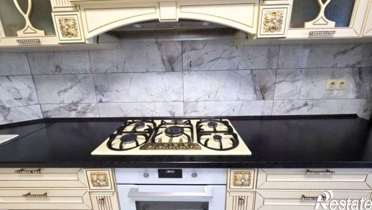 3-комн квартира улица Тренёва, 9А,  д. 9А