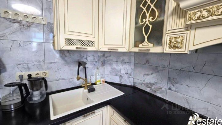 3-комн квартира улица Тренёва, 9А,  д. 9А
