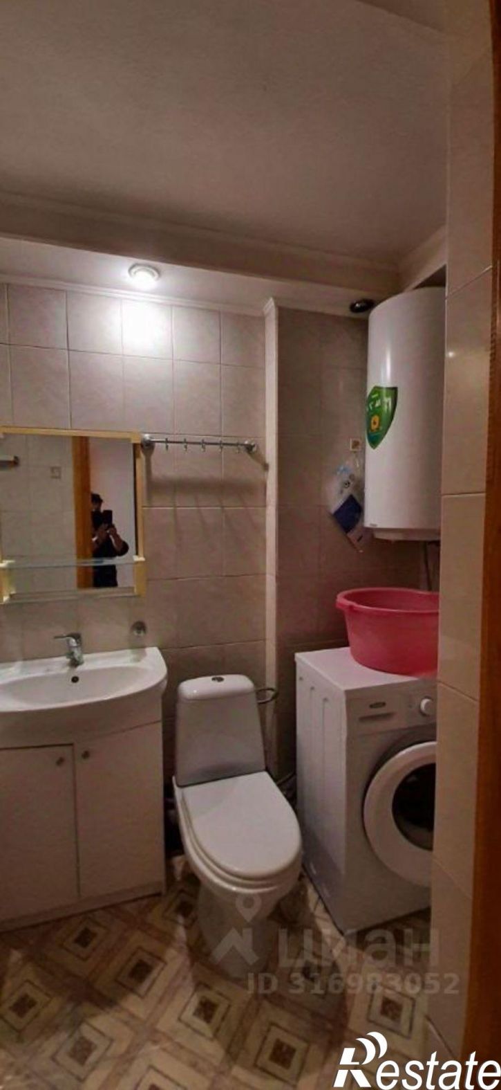 2-комн квартира улица Ларионова, 44,  д. 44