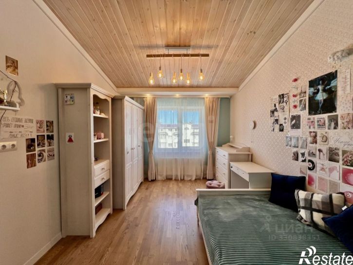 4-комн квартира Луговая улица, 12,  д. 12