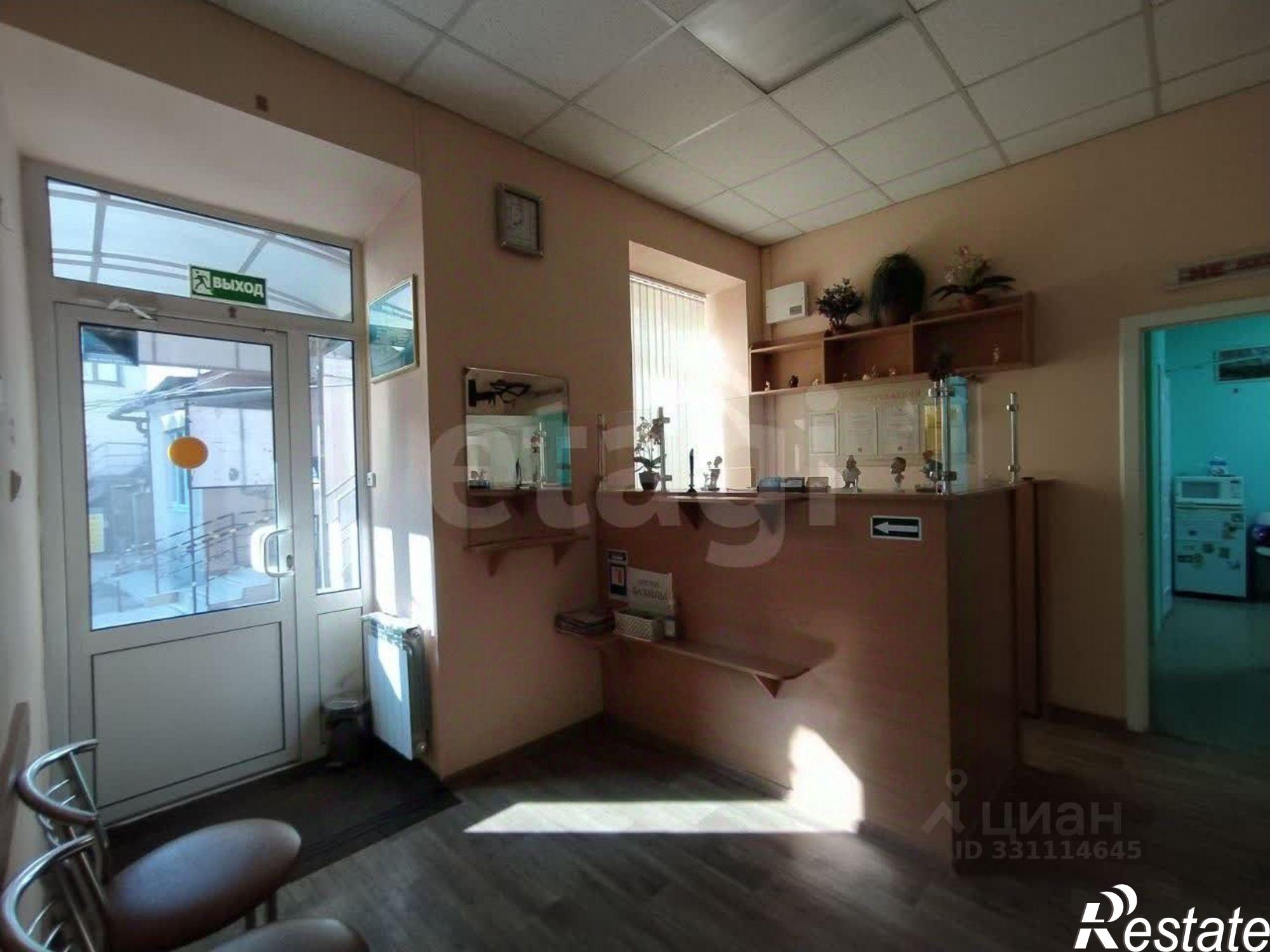 Купить офис, помещение под офис за 19 900 100 рублей на пр-кт Кирова, 34А