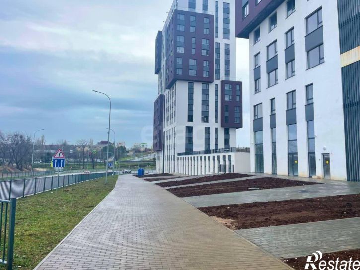 2-комн квартира пр-кт Александра Суворова, 97,  д. 97