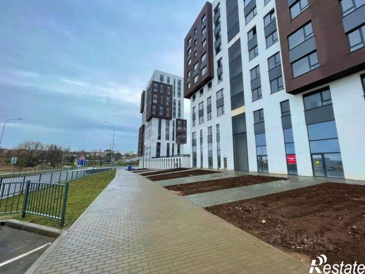 2-комн квартира пр-кт Александра Суворова, 97,  д. 97