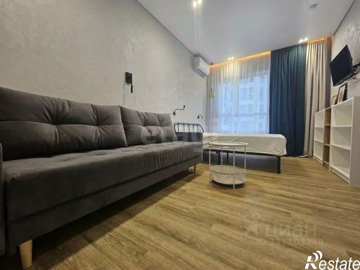 1-комн квартира Проспект Александра Суворова, 101,  д. 101