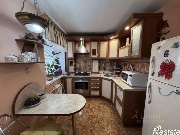 2-комн квартира улица Спера, 27,  д. 27