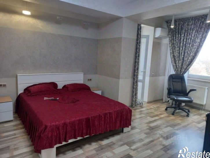 2-комн квартира проспект Победы, 36,  д. 36