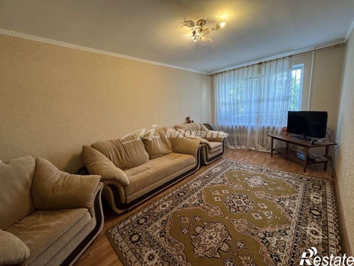 3-комн квартира Залесская улица, 80,  д. 80