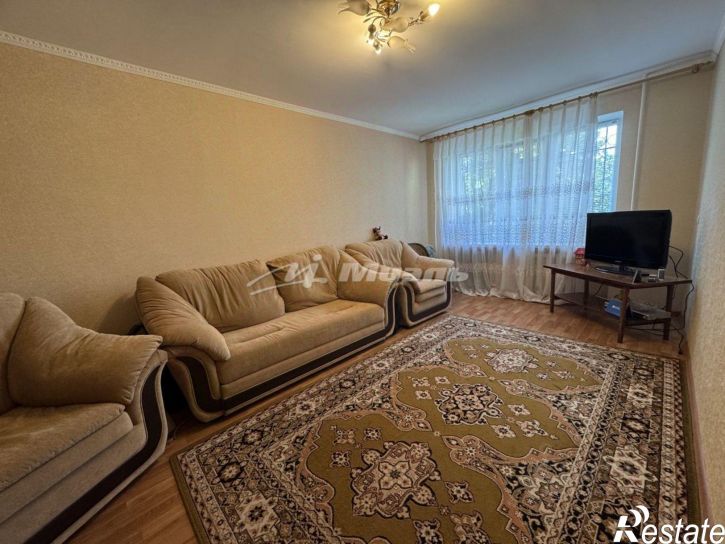3-комн квартира Залесская улица, 80,  д. 80