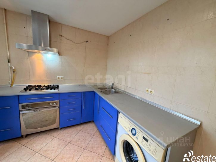 3-комн квартира ул Кечкеметская, 103А,  д. 103А