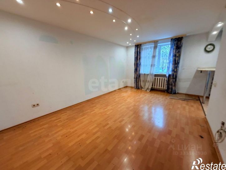 3-комн квартира ул Кечкеметская, 103А,  д. 103А