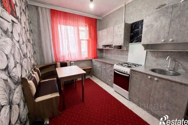 3-комн квартира улица Маршала Жукова, 35,  д. 35