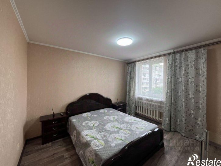 2-комн квартира проспект Победы, 64,  д. 64