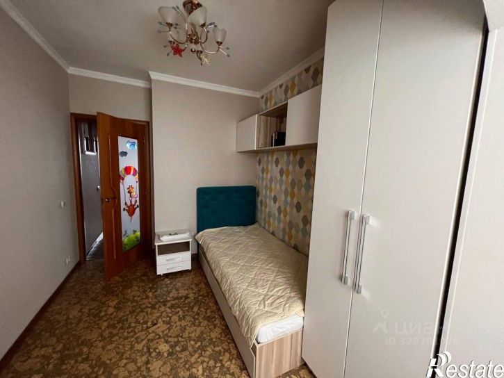 3-комн квартира пр-кт Победы, 214,  д. 214